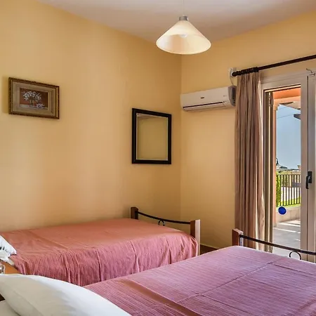 Athina Rose Villa Muszáta